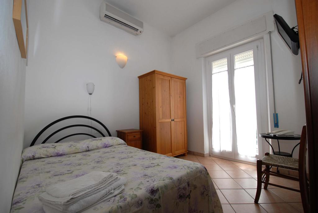 Hotel Luana Виареджо Екстериор снимка