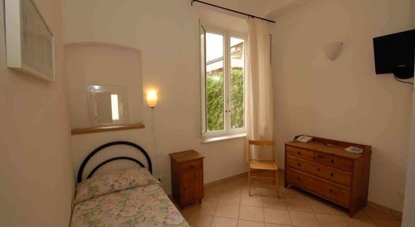 Hotel Luana Виареджо Екстериор снимка