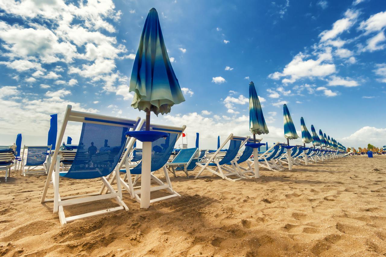 Hotel Luana Виареджо Екстериор снимка